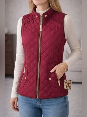 Quilted Vest Burgundy Gold Zipper Active USA Size S NWT